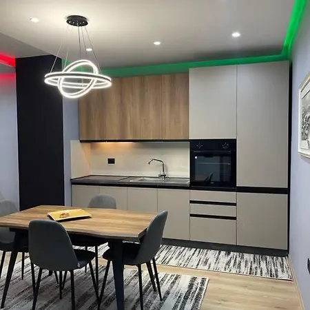 Apartment Gold